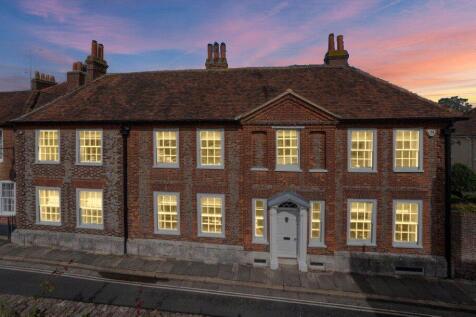 Grade II Townhouse