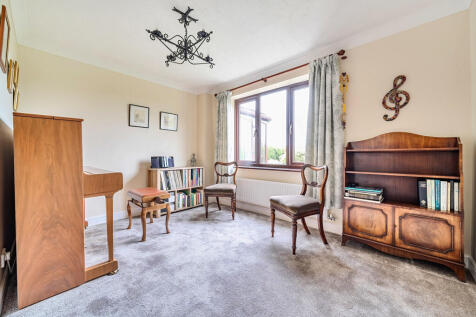 1370001-9-68efc70...