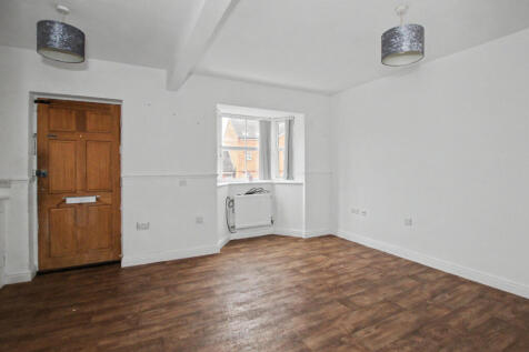 12 St. Andrews Square, Stoke-on-Trent, ST4 7GA
