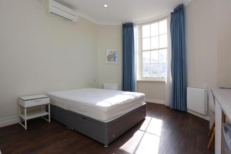 Room 171, 16-18 Regency Sq   (3).JPG