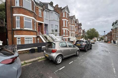 102 MILWARD ROAD.jpg