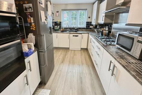 Re-Fitted Kitchen