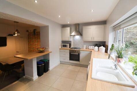 OPEN PLAN KITCHEN/DINER