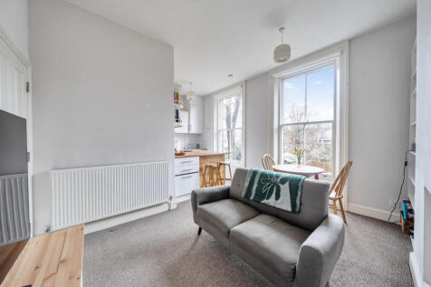 1410863-9-698f1e3...