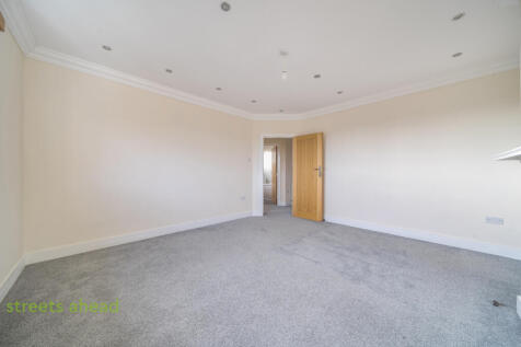 4813b4fb-303a-46a...