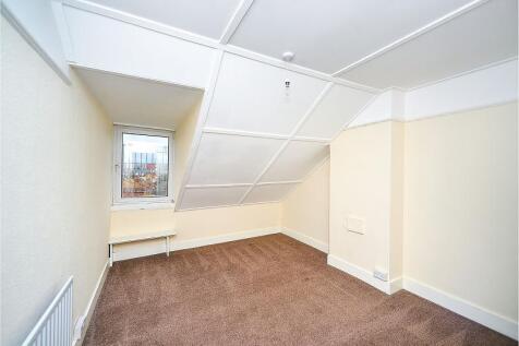 UPSTAIRS BEDROOM 3A