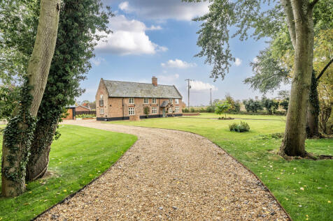 1364360-8-68ed2fa...