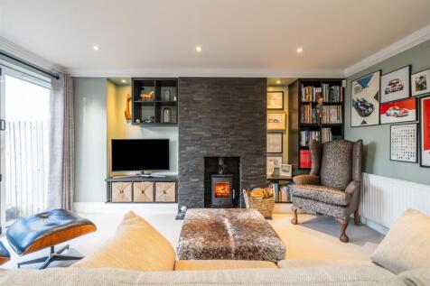 87 Earlswood Common_18.jpg