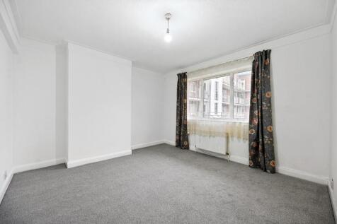 London, W3 - property photo