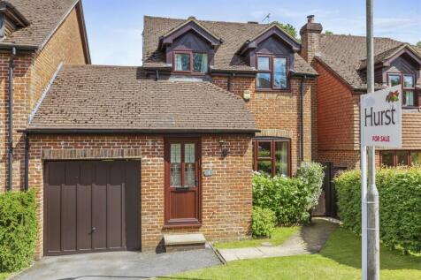 5 Clinkard Place, HP14 3HQ-6.jpg