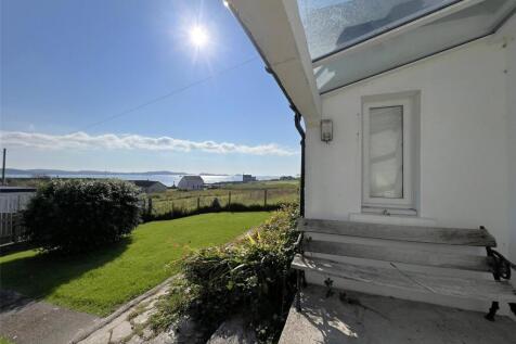 4 bed, 2 bath Detached in Liverpool - Photo 17