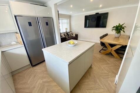 Kitchen / Dining / Living Room