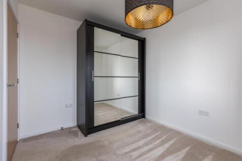 Ploughlands Grove 4 Bedroom 2-2.jpg