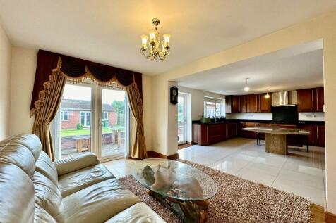 WhatsApp Image 2024-12-09 at 13.59.11_e97c9f97.jpg