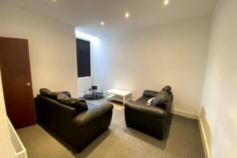 Landcross Road, Fallowfield, £145pppw photo 3