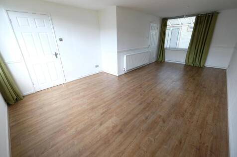 SITTING/DINING ROOM