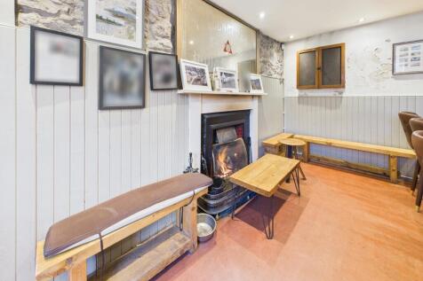 CAM03185G0-PR0084-STILL022