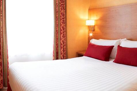 Hotel for sale Image 4