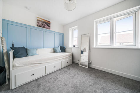 1347398-6-68b5699...