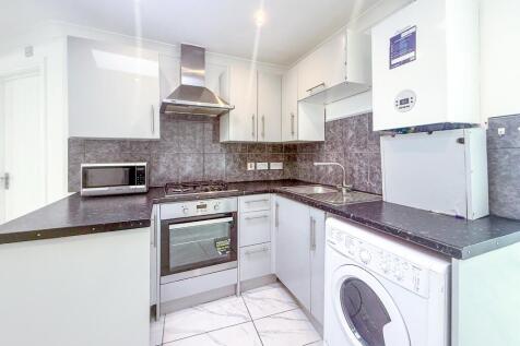 Saint Albans Road, Watford, WD24 photo 5