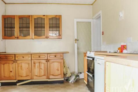 Bangors Road North, Iver, Buckinghamshire photo 5