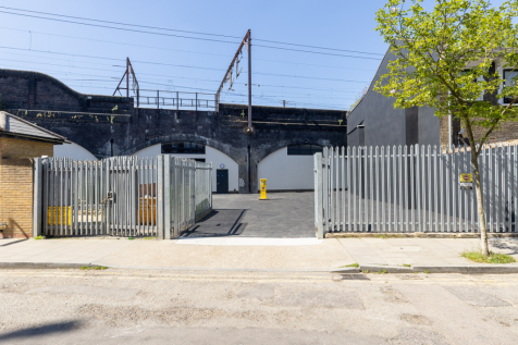 Flexible property space