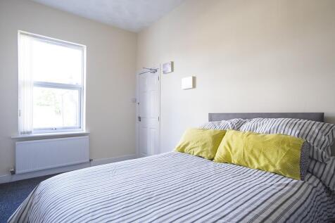 46 Mersey Road - Bedroom 3 - (d).jpg