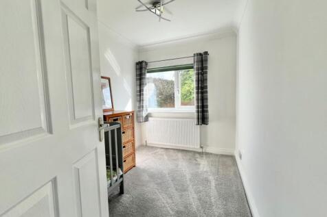 Ground floor bedroom