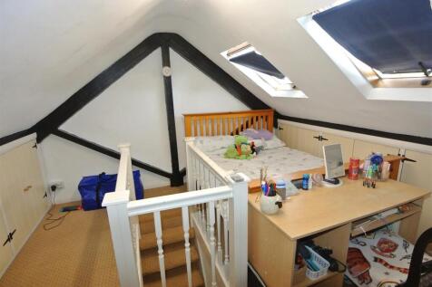 Top Bedroom.JPG