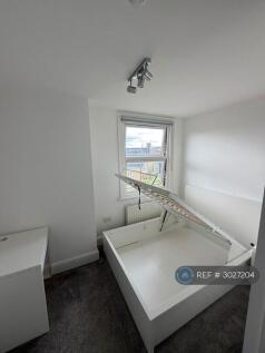 Stanley Road, Watford, WD17 photo 2