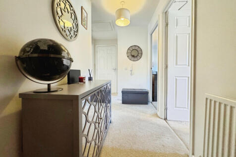 2 bed, 1 bath Apartment in Glasgow - Photo 6