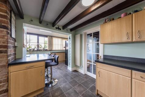 Rosebank Cottage-005.jpg