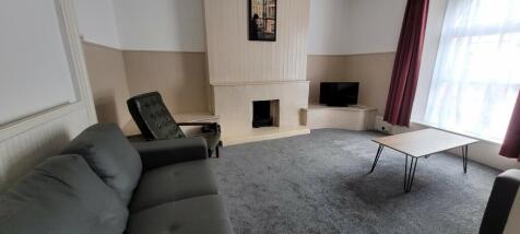 5-bed house on Prospect Street, North Hill, Plymouth, £559/mo