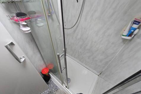 First floor shower r