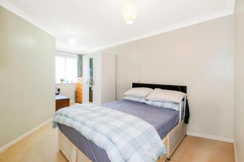 Kingswood Court-5_web.jpg