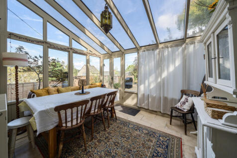 1345667-9-68ade32...