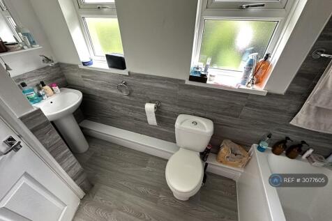Coventry Avenue, Grimsby, DN34 photo 3