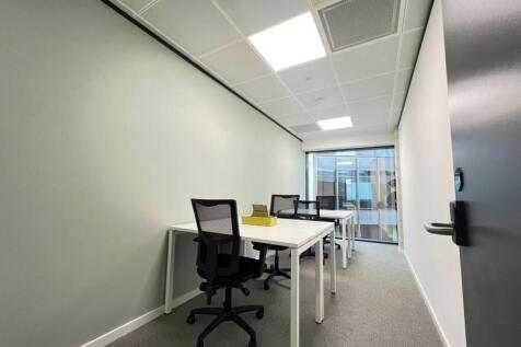 Office 124.jpg