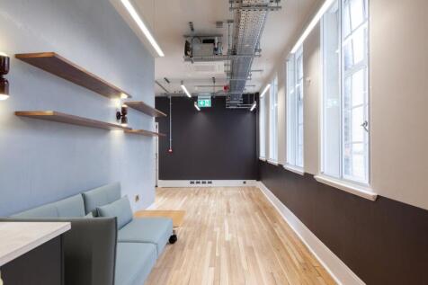 1516 Margaret St  3rd Floor 08.jpg