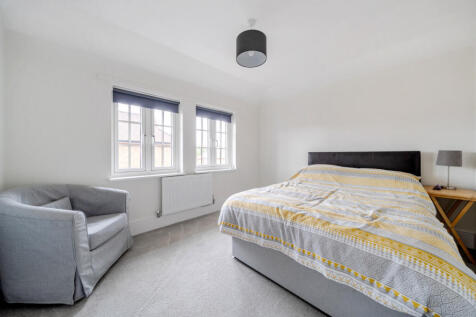 1368942-6-68ece28...