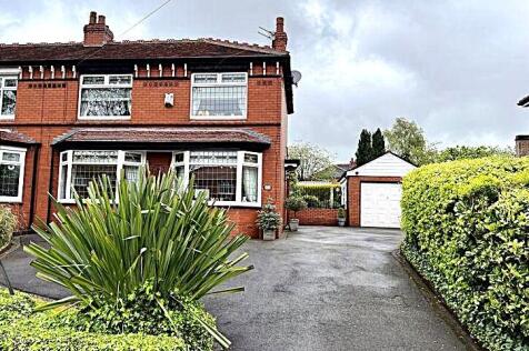 3-bed semi-detached on Dowson Road, Hyde, Tameside, £1,450/mo
