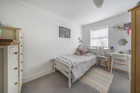 1369583-11-68f0b3...