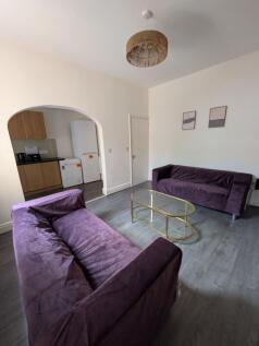 4 Bed - Barrington Road, Wavertree, L15 photo 4