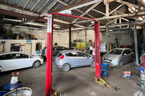 Workshop to rent Image 4