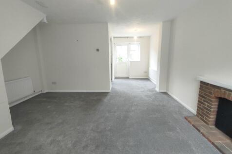 The Pines, Haywards Heath photo 4