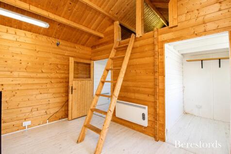 Outbuilding View 2