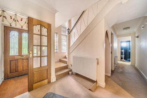 1349787-15-68baf3...