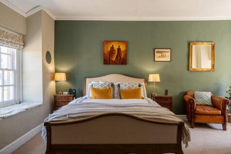 Plaisted-House-30_64c3-75d2-0203-1fc6-c735-c78e-06