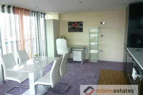 Dining Area_17582779