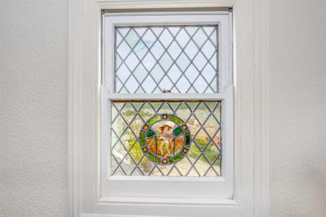 A23 - 37 Above Town Dartmouth - 220712.jpg